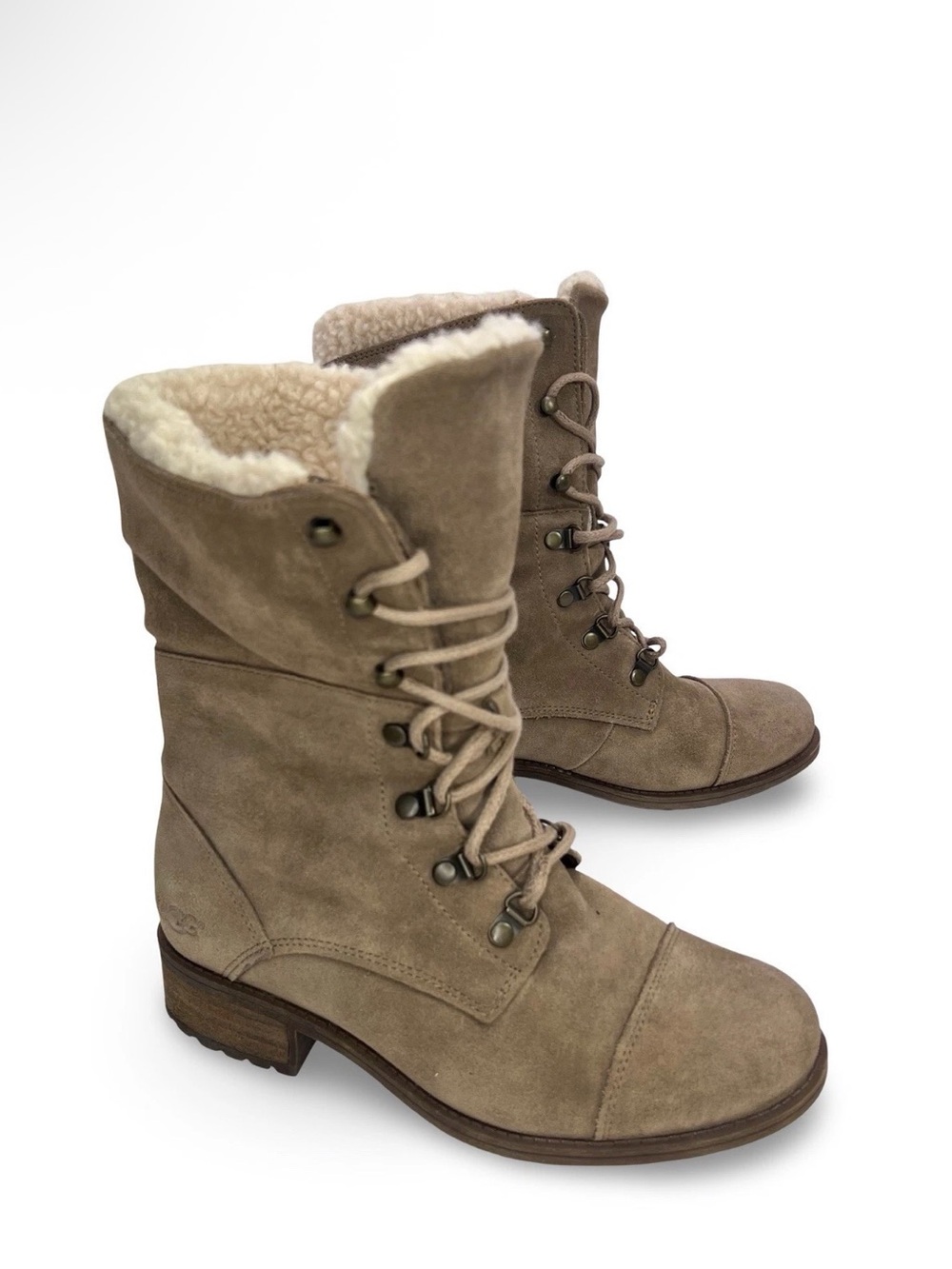 UGG NWT Gradin Dark Chestnut suede leather Lace-Up Shearling Boots -
